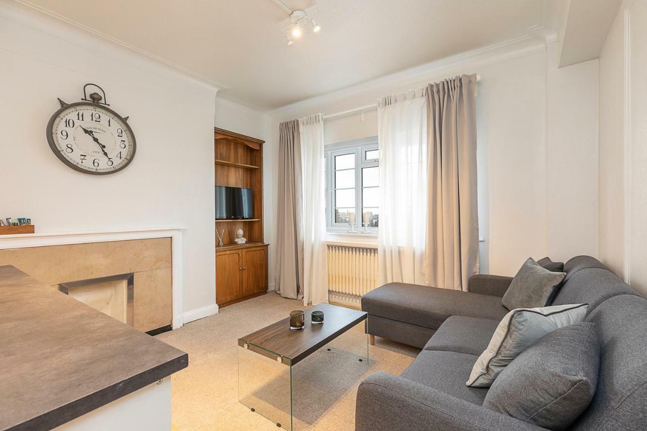 Grand Swiss Cottage Apartment Londra Exterior foto